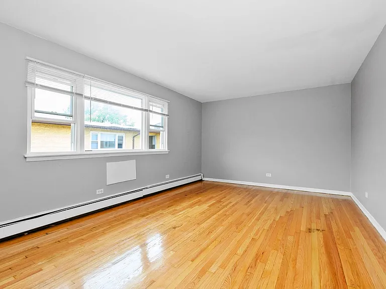 7818-7820 S Shore Dr — Photo 18