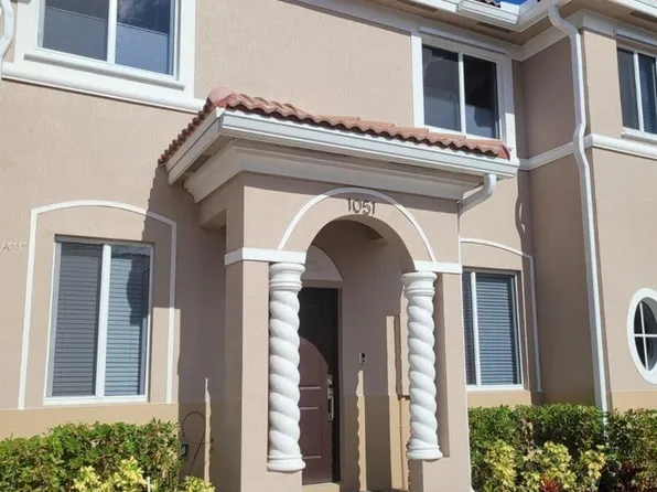 1051 SE 23rd Ter, Homestead, FL 33035