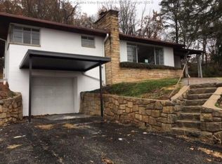 107 Elm Ave, Dunbar, WV 25064