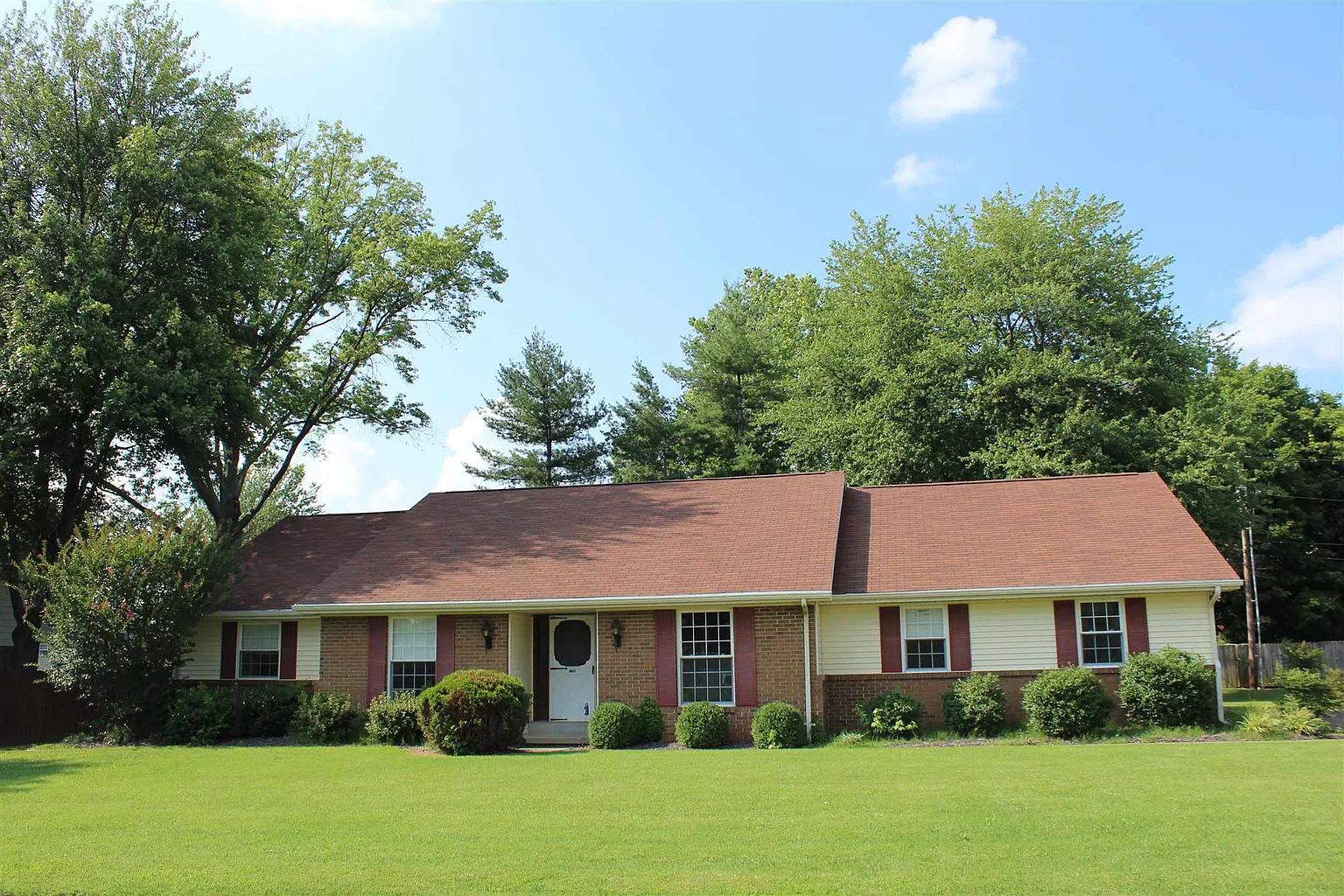 7788 Meadow Ln photo 1