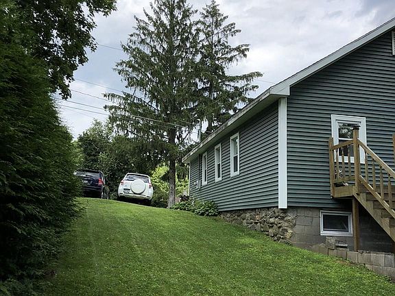 4th image of 35 Oberlook Ave