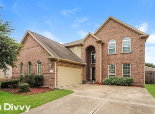 2902 Straight Elm St, Fresno, TX 77545