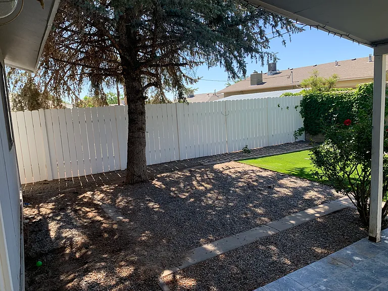 1401 Zuni Pl — Photo 47