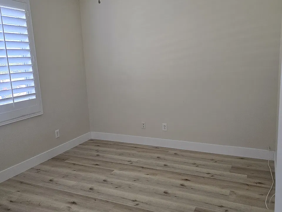 Cedarwood Dr