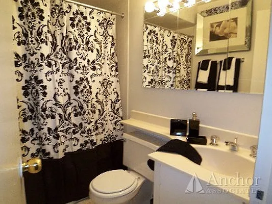 Rented by Anchor Associates | media 48