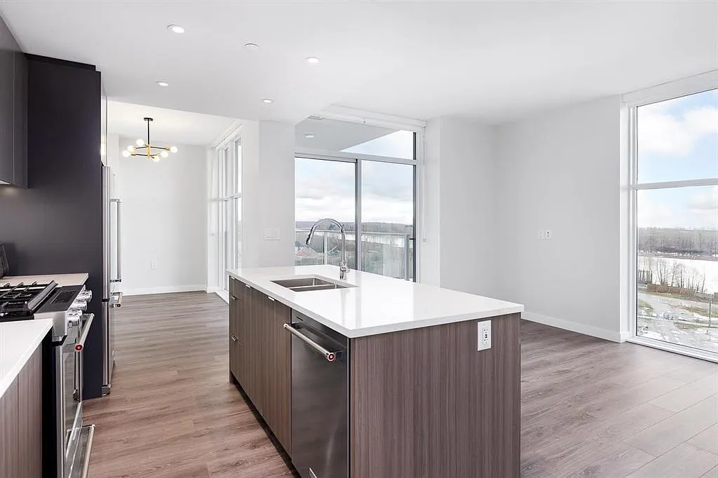 2 bed, 1000 sqft, $3,300 — Photo 4