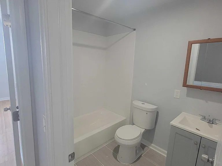 2032 Harlem Ave — Photo 8