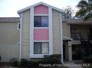 8007 Picketts Ct, Weeki Wachee, FL 34613