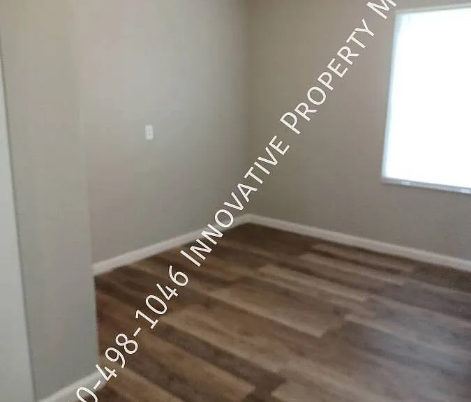 7351 N Dort Hwy #9 — Photo 11