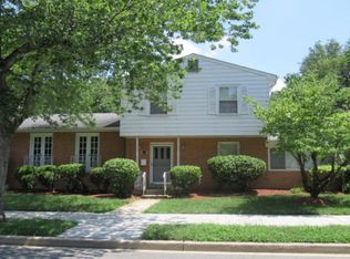 2004 32nd Pl SE, Washington, DC 20020