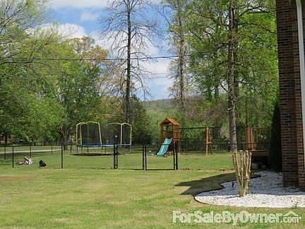 Side Yard/Play Area