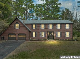 61 Union Wharf Rd, Tuftonboro, NH 03816