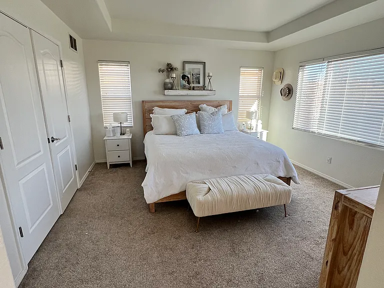 Primary Bedroom (2)