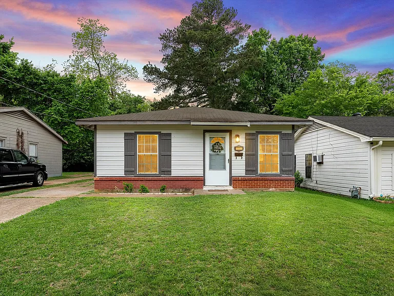 6014 Fairfield Ave — Photo 1