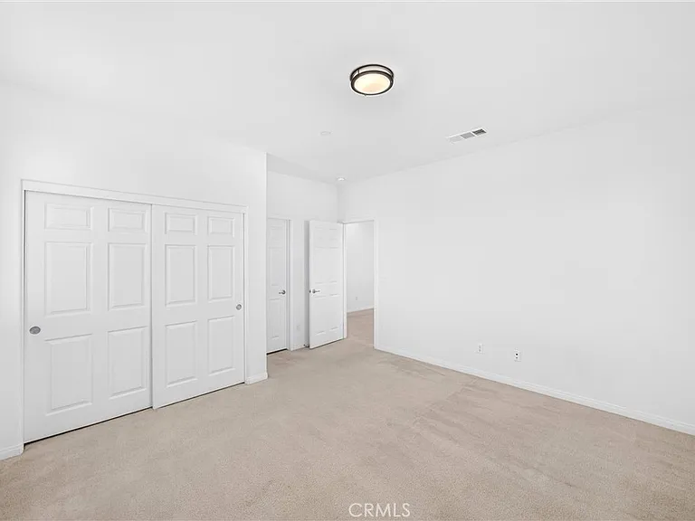 1617 Camden Ct — Photo 23