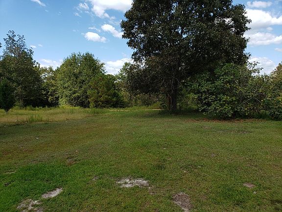 4th image of 23 Jessica Lynn Dr