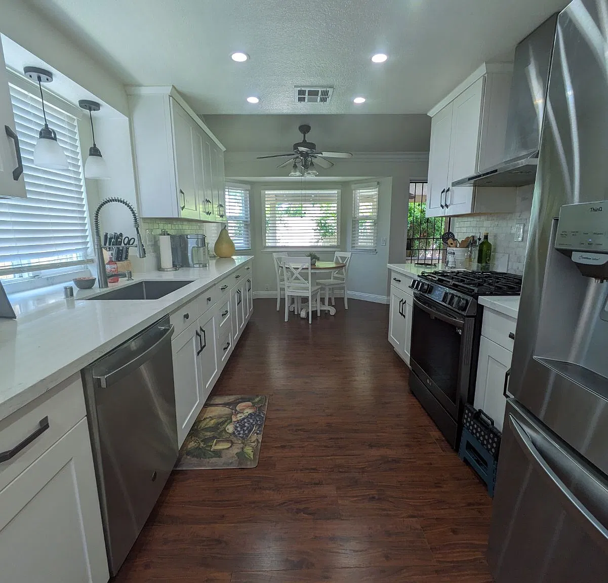 4 bed, 1827 sqft, $3,500 — Photo 2