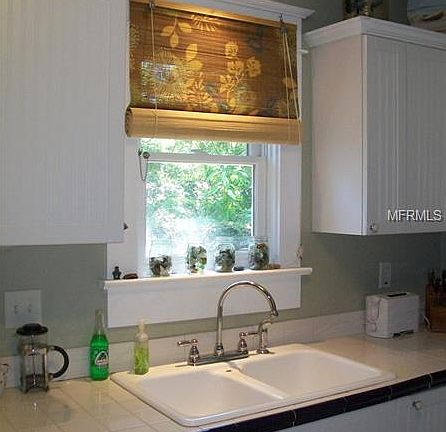 5th image of 5906 N Eustace Ave