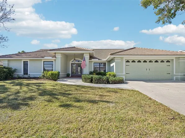 1146 Wyeth Dr, Nokomis, FL 34275
