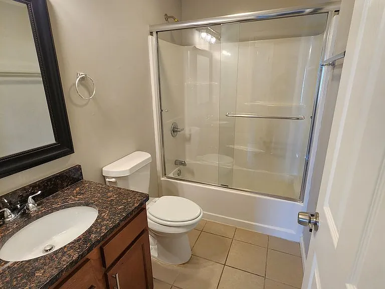 7110 SW Greenview Dr — Photo 12