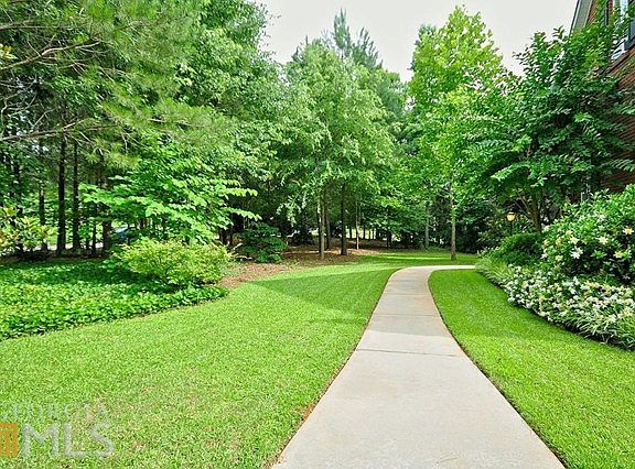4th image of 240 Perry Creek Dr