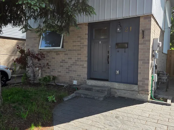 21 Highview Trl, Brampton, ON L6S 1P5