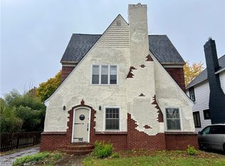 3560 Avalon Rd, Shaker Heights, OH 44120