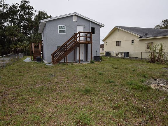 5th image of 905 W 12th St #2