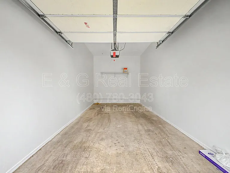 20100 N 78th Pl #2210 — Photo 14