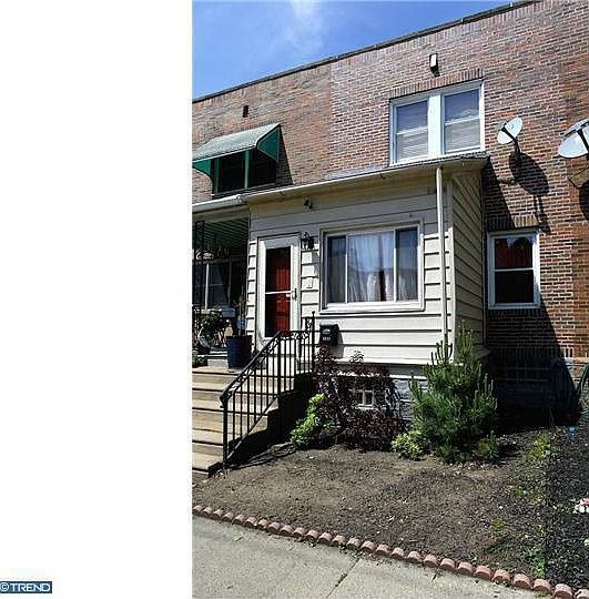 1st image of 1011 Johnston St