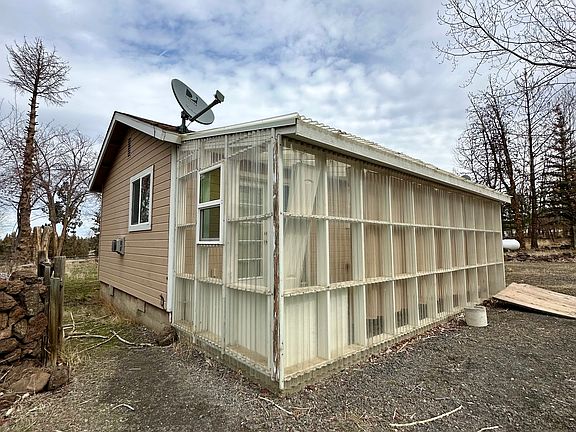 3rd image of 333 SW 35th St