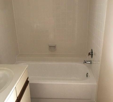 3rd image of 4505 Hazeltine Ct APT J