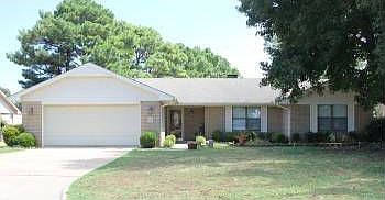 1st image of 336 Beaumont Dr