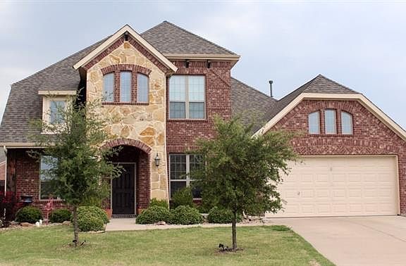 2nd image of 2204 Lakeridge Ln