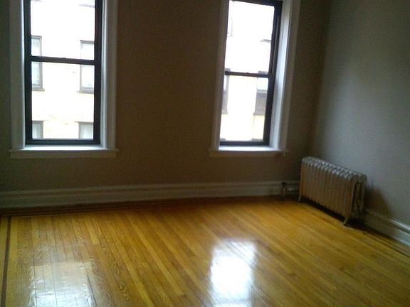 2nd image of 916 Carroll St APT 5F