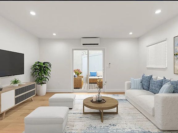 2nd image of 3512 Maceo St #1/2