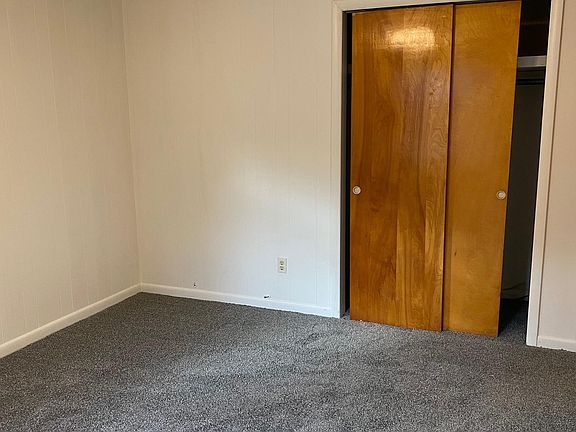 Large Bedrooms with lots of closet space