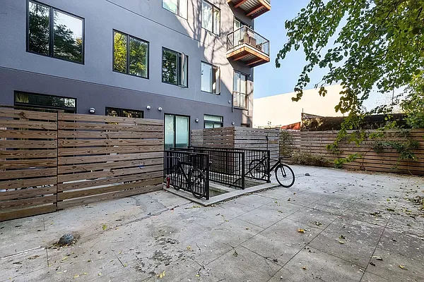 Rented by Douglas Elliman | media 37