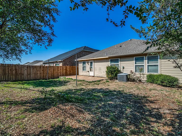 2014 Zavala — Photo 26