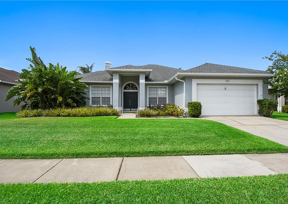 1st image of 3701 Molona Dr