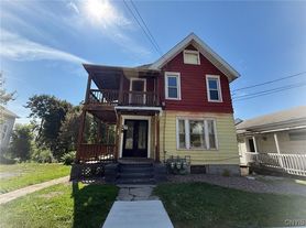 617 Carbon St, Syracuse, NY