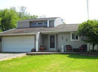 7725 W Bergen Rd, Bergen, NY 14416