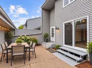 2646 Mackubin St, Roseville, MN 55113