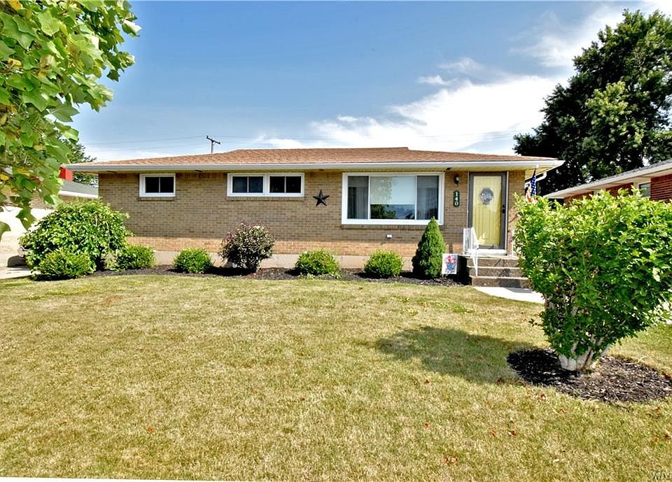 1st image of 140 Diane Dr