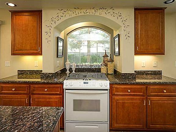 5th image of 10683 Salmon Leap St