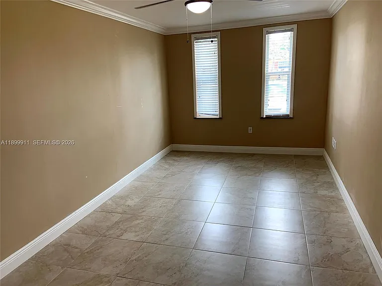 6407 SW 5th St — Photo 38