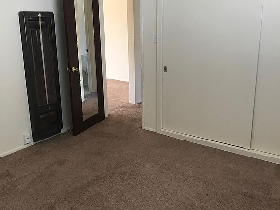 5th image of 2003 W 166th St APT 2