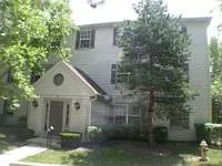 140 E Winchester Rd APT B photo 1