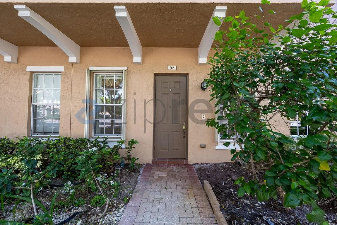 2 bed, 2.5 bath, 1368 sqft, $2,475 — Photo 4