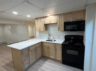 14 Roebuck Ave APT 9, Saco, ME 04072